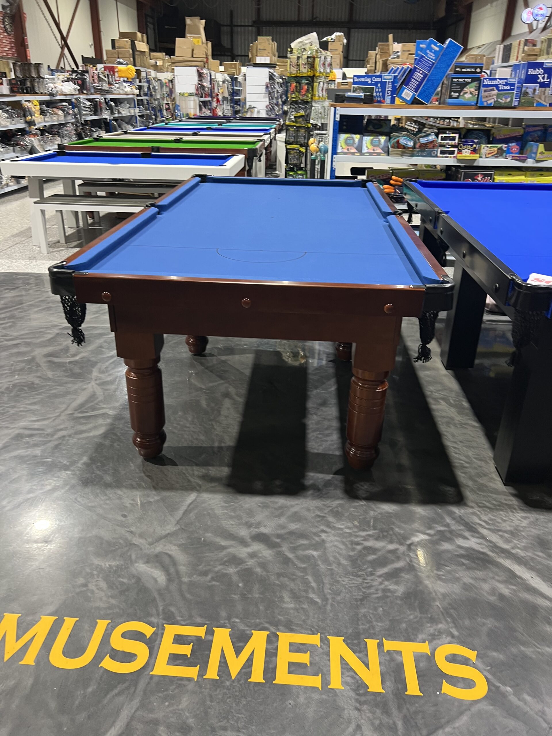 Standard Traditional Walnut Pool Snooker Billiard Table 8ft Slate Blue Felt 3 Standard Traditional Walnut Pool Snooker Billiard Table 8ft Slate Blue Felt - Image 3